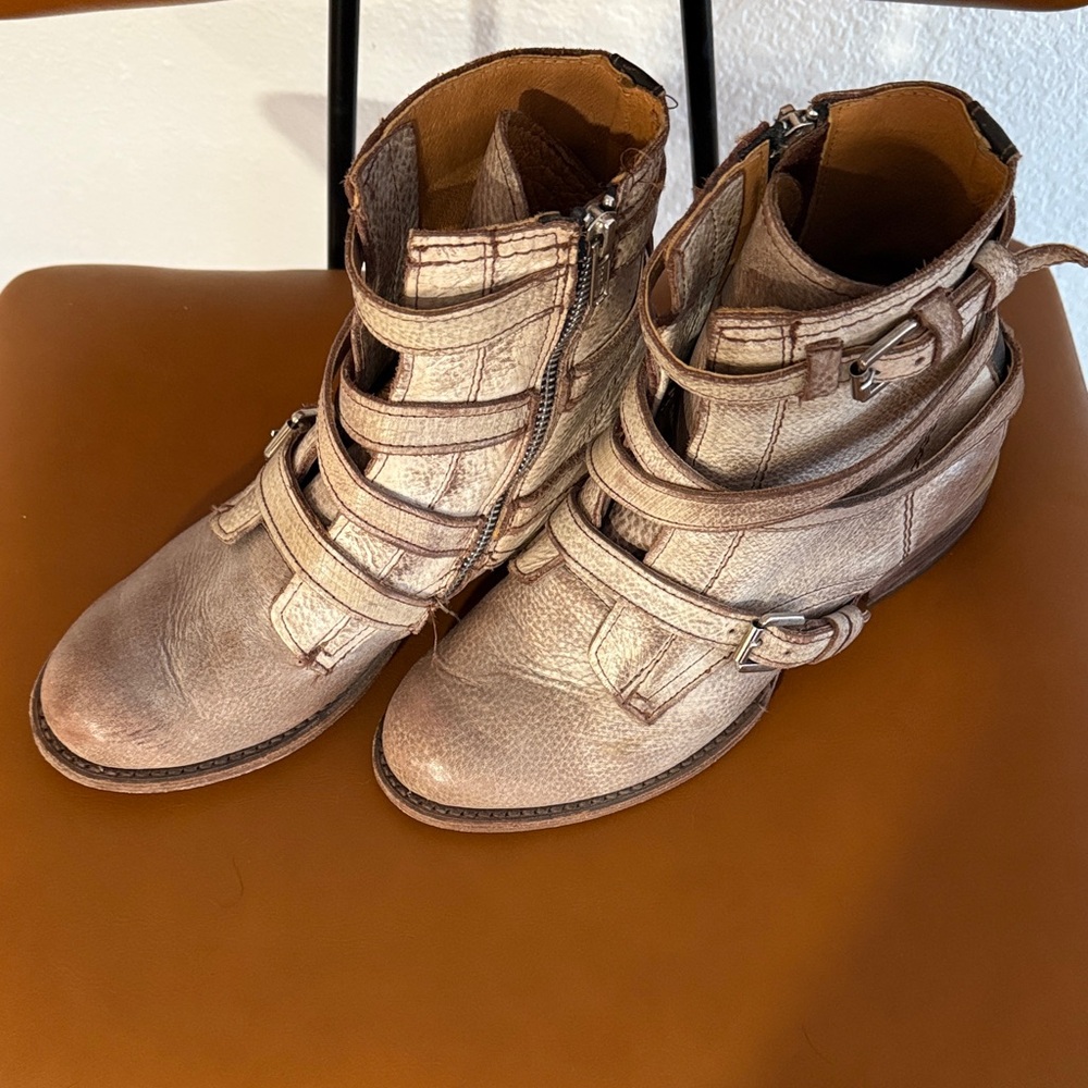 Freebird Blush Raine Leather Boots!